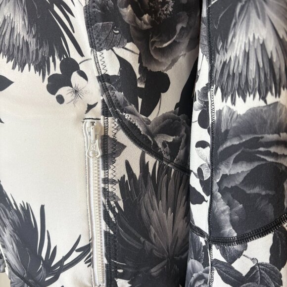 Lululemon Jacket - Picture 3 of 6